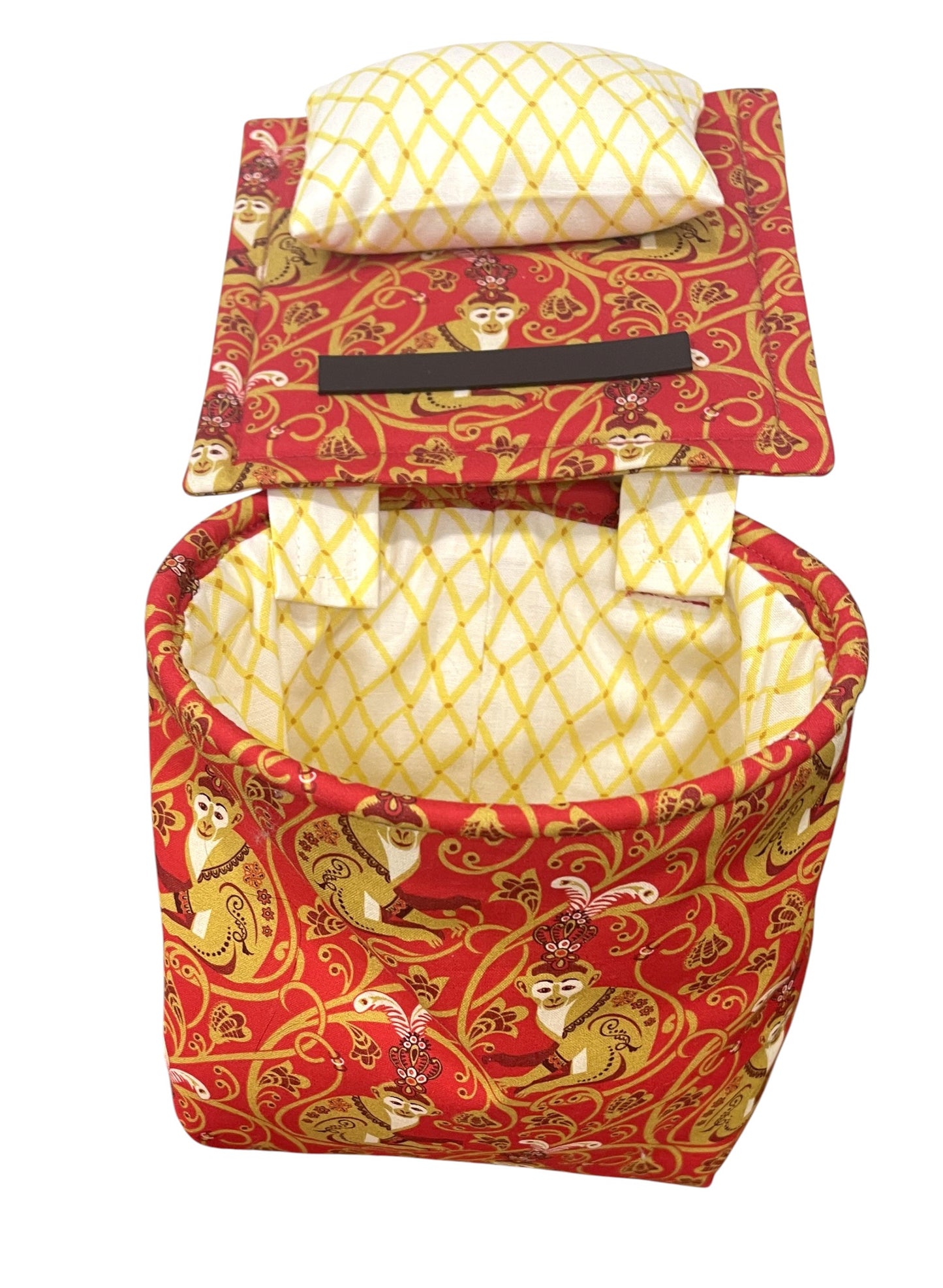 Golden Monkey Thread Catcher