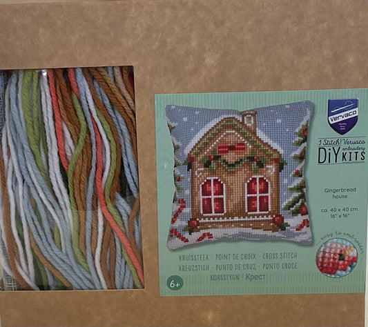 Gingerbread House Kit
