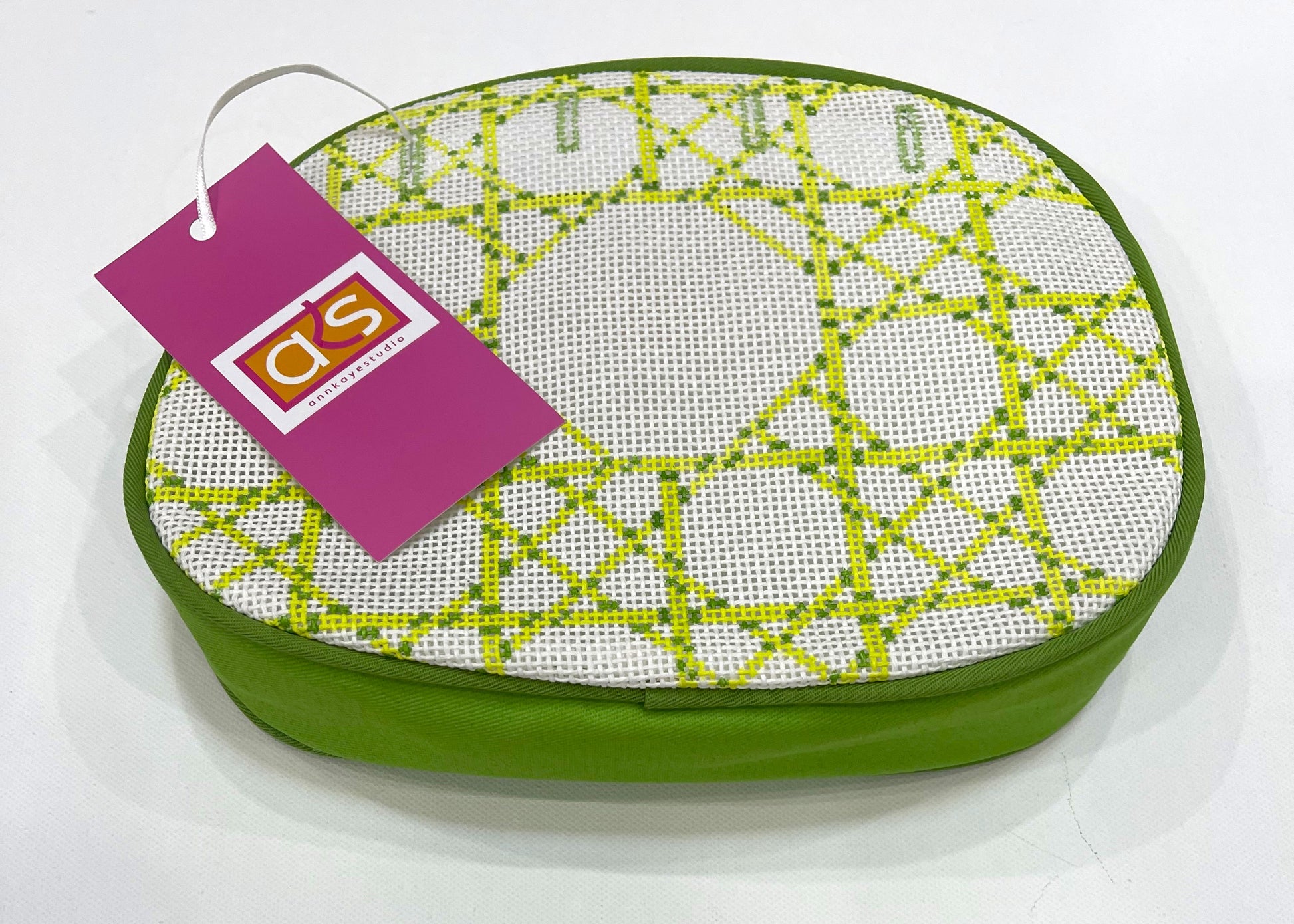 Ann Kaye Bermuda Bag - Green Cane pattern